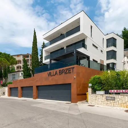 Luxury Brzet אומיס