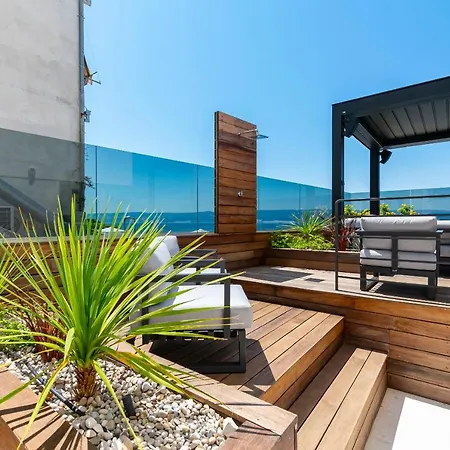 Luxury Brzet *